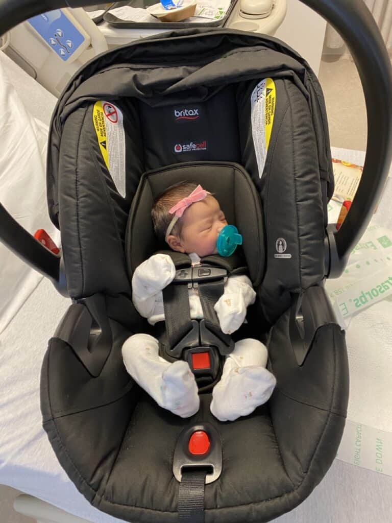 How to Buckle Your Newborn in the Car Seat Properly for the First Time