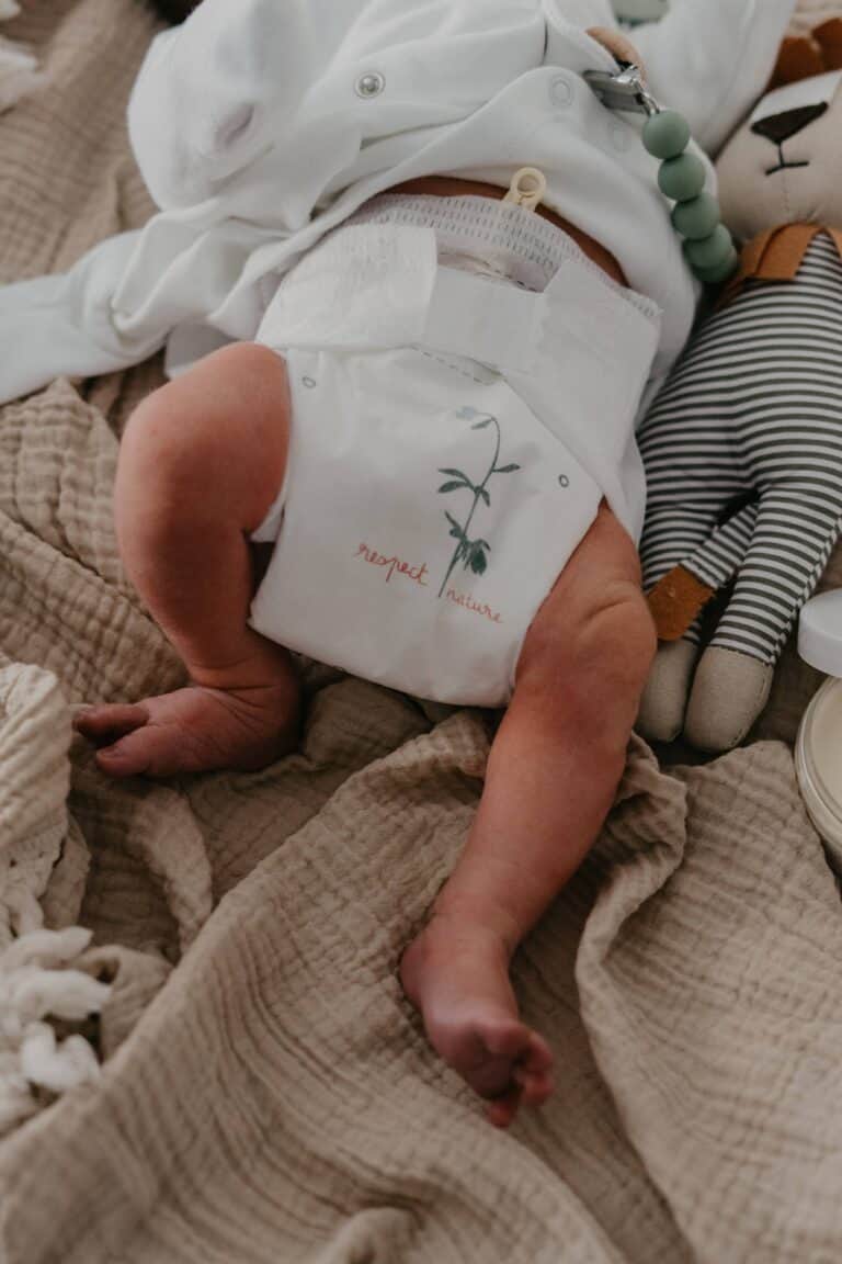 How to Deal With Diaper Blowout – 15 Parents Survived Hacks and Tips