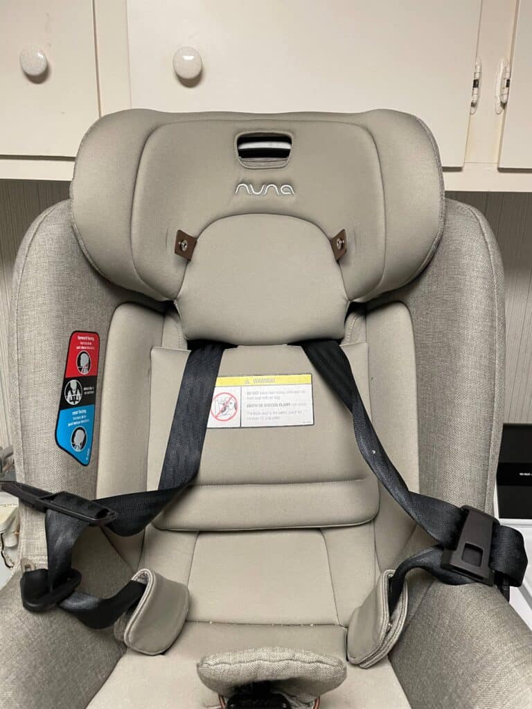 Nuna rava car on sale seat cover removal