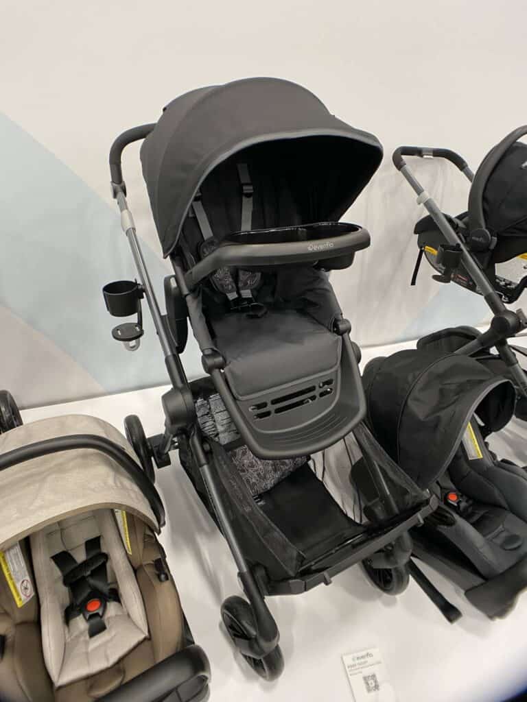 Evenflo Pivot Troop stroller