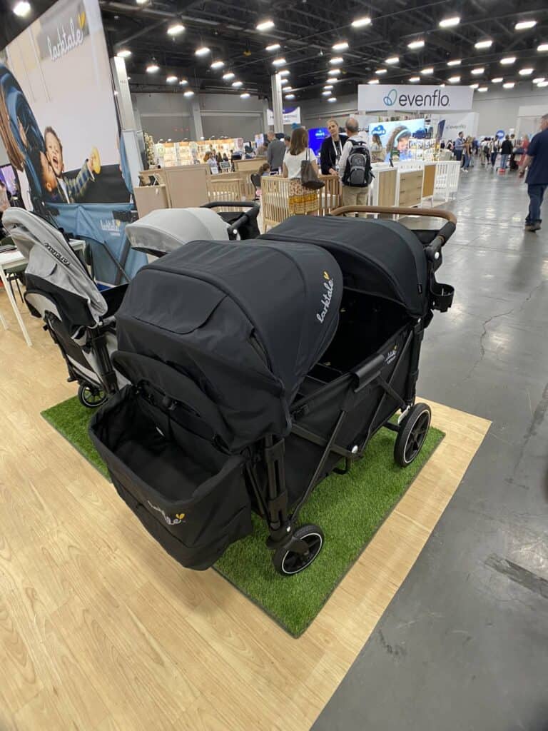 Larktale Caravan stroller wagon in black with storage basket on the front side