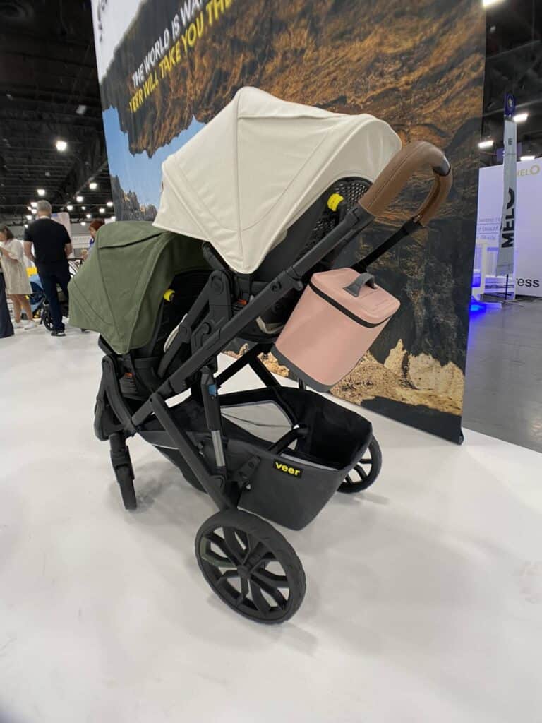 new color of switch back stroller seats with lunch cooler attached