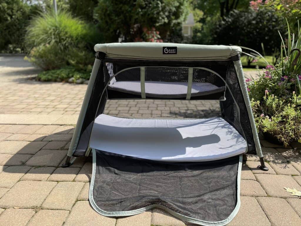 Babymoov Travel Crib and Bed side zipper opening