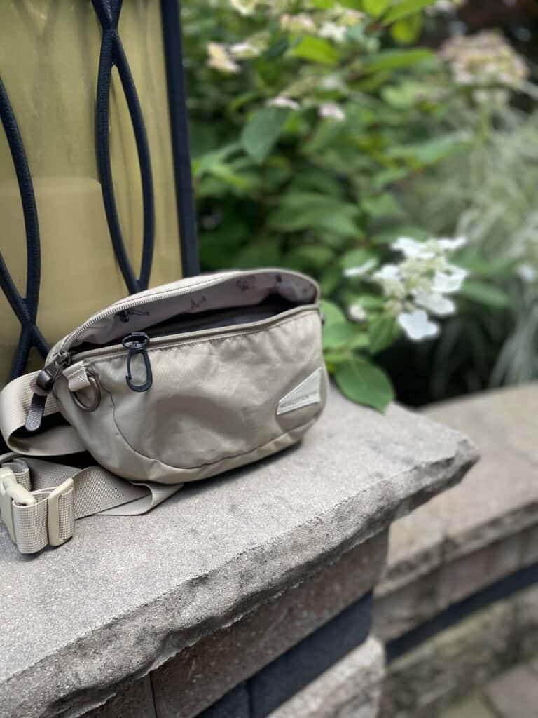 No Reception Club SideKick bag