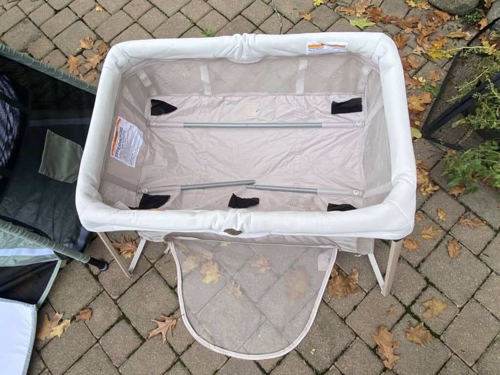 Maxi Cosi Travel Crib bassinet 

