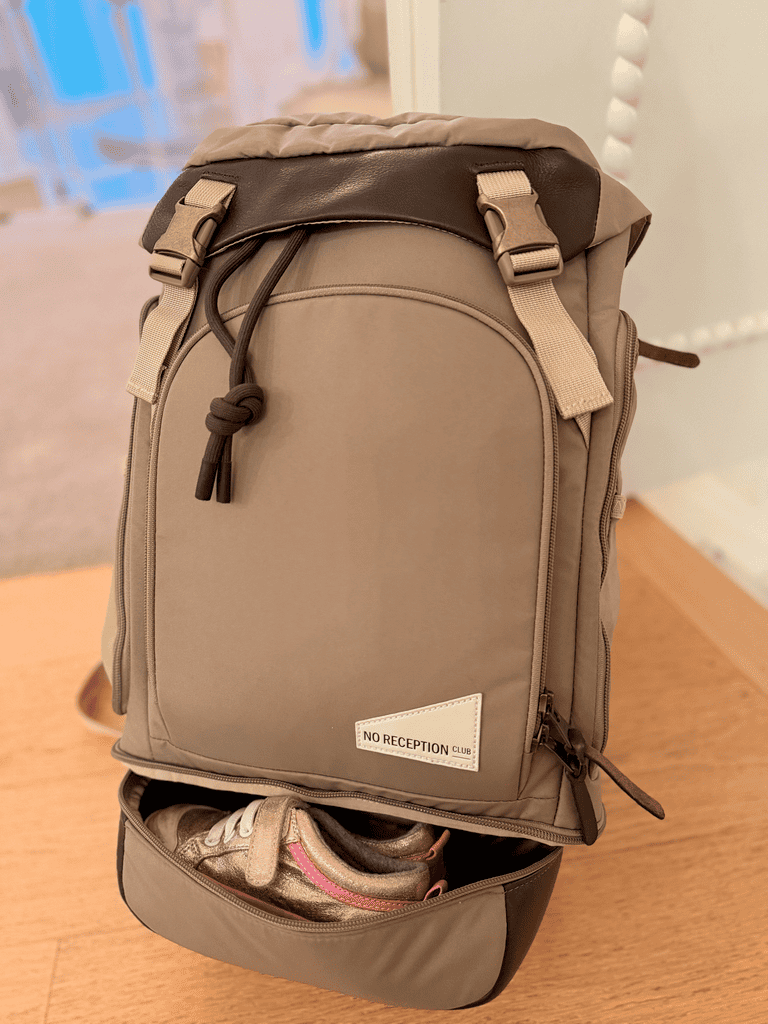 Emergency compartment for shoes