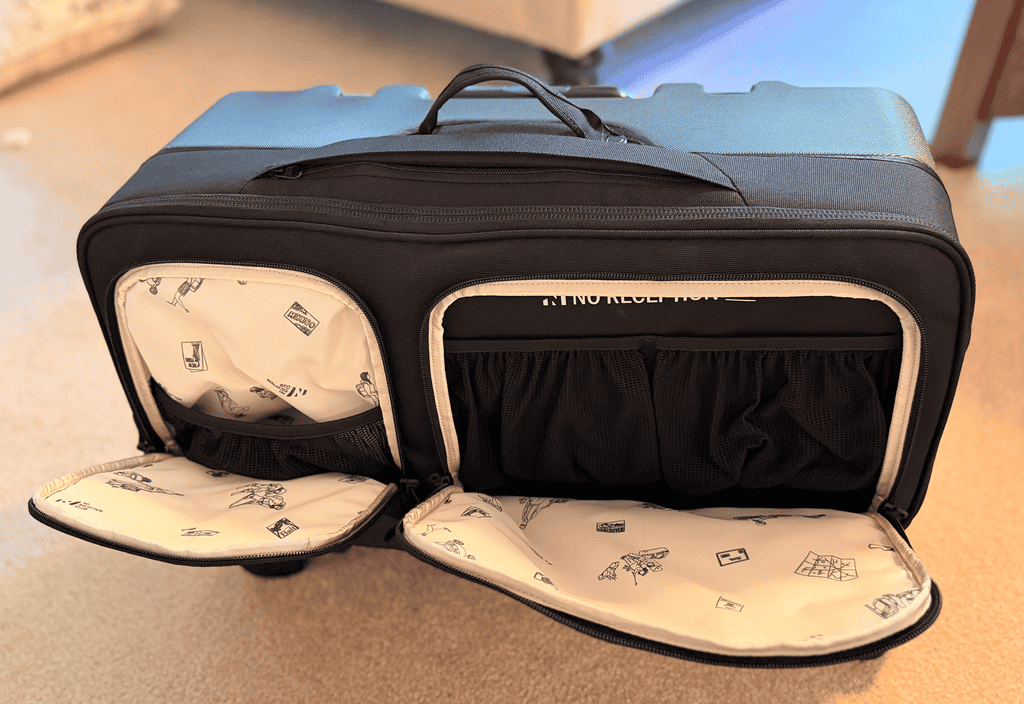 The front pockets of rollaway carry on luggage